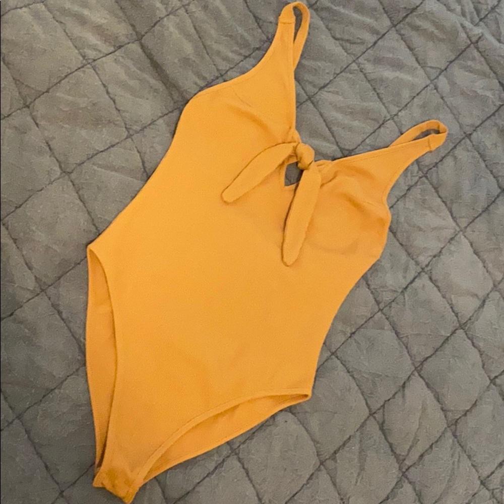 DRESSFORUM NUDE bodysuit!